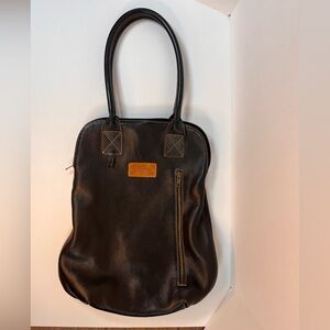 Cueropapel & Tijera Shoulder Handbag Black Leather Boho Tote Bag.‎